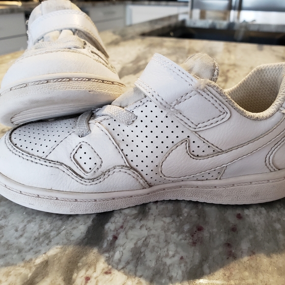 Toddler Nike Shoes - Picture 3 of 3